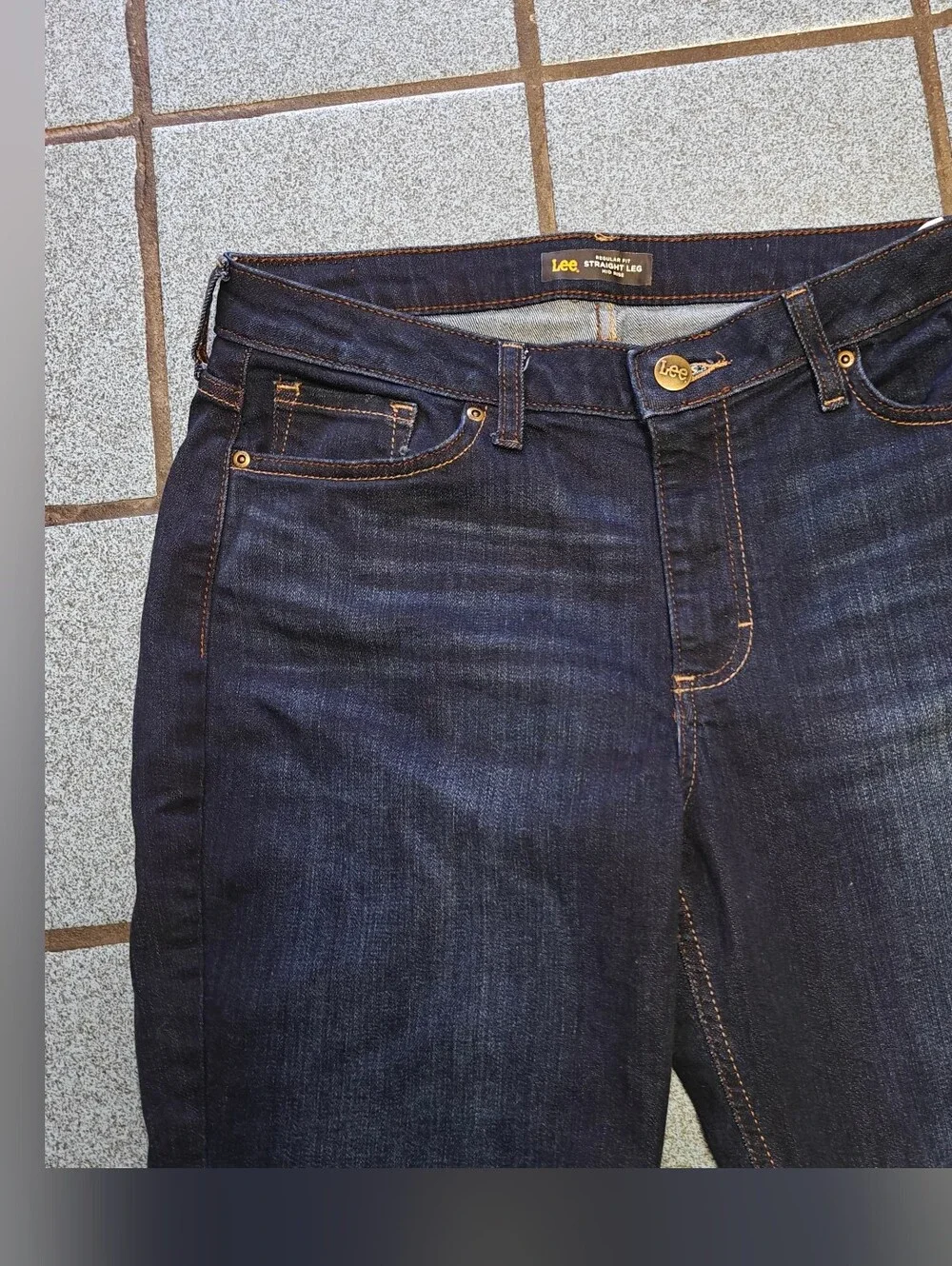 Lee Dark Straight Leg Mid Rise Indigo Women’s Straight-Leg Jeans Size 12